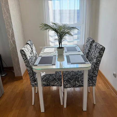 Apartman Zumbul 85 *